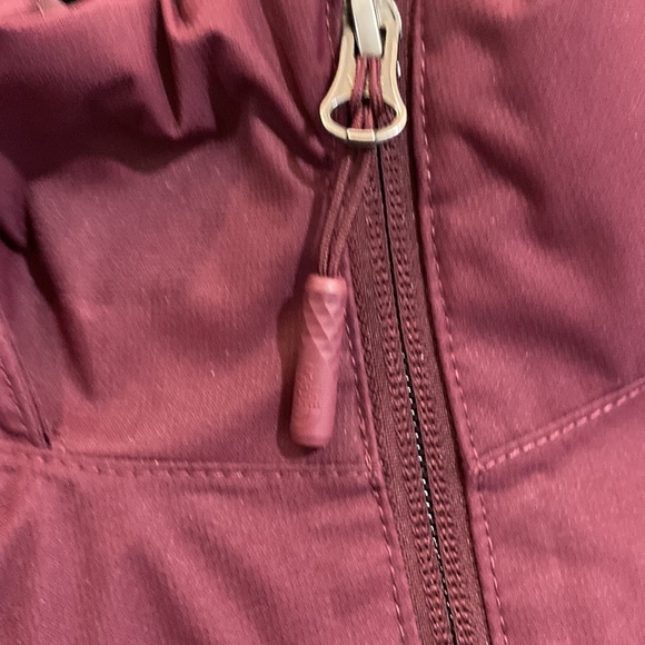 North Face - Small Rain Jacket with Hood (“Removable”) - Picture 4 of 12